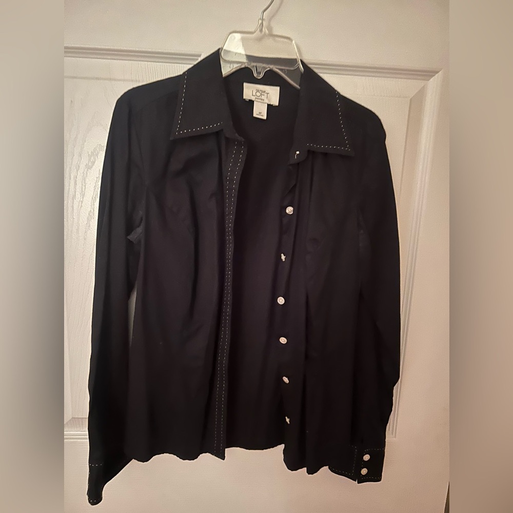 Ann Taylor LOFT petite women’s button down shirt